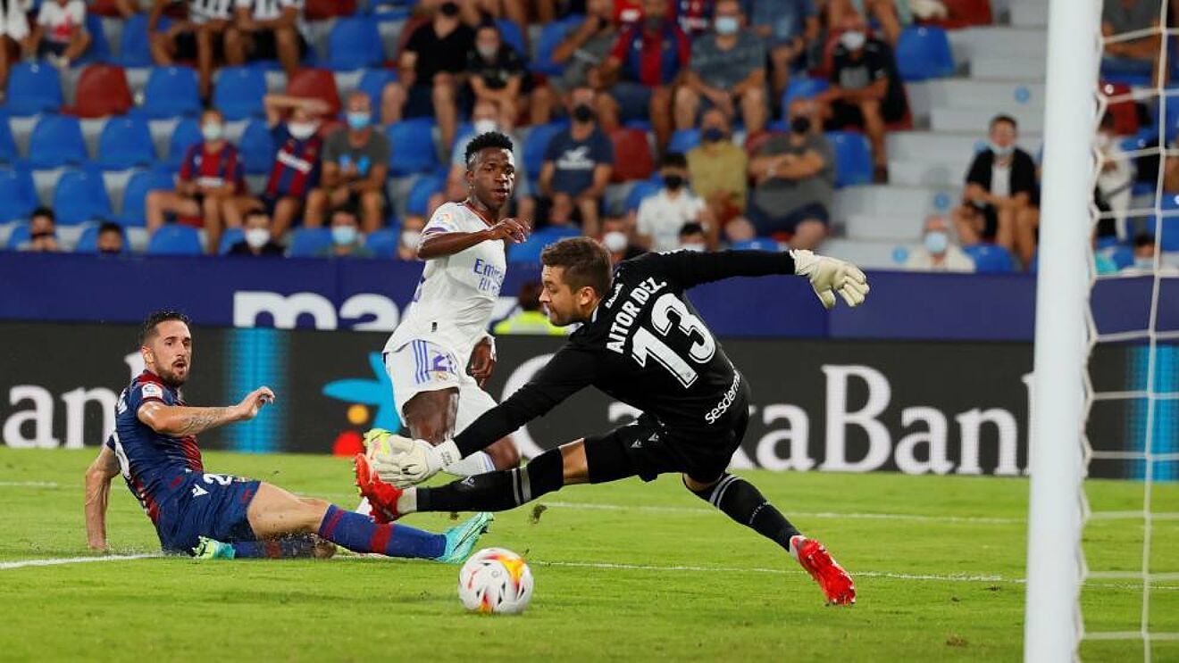 Real Madrid Held To Draw As Levante Finish Match With Defender In Goal