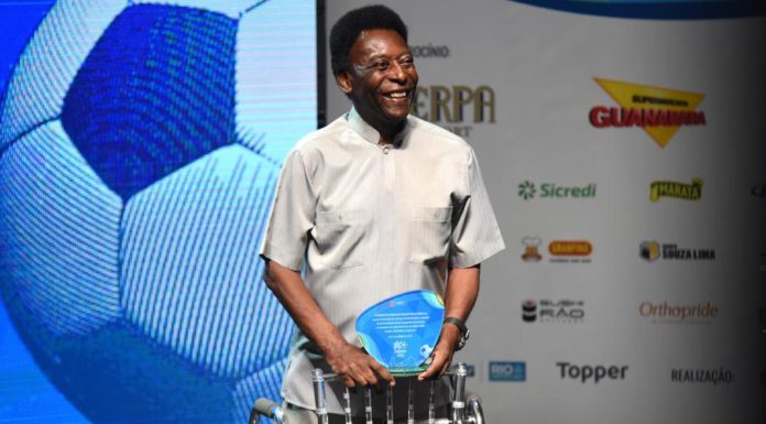 Pele To Undergo Chemotherapy After Leaving Hospital
