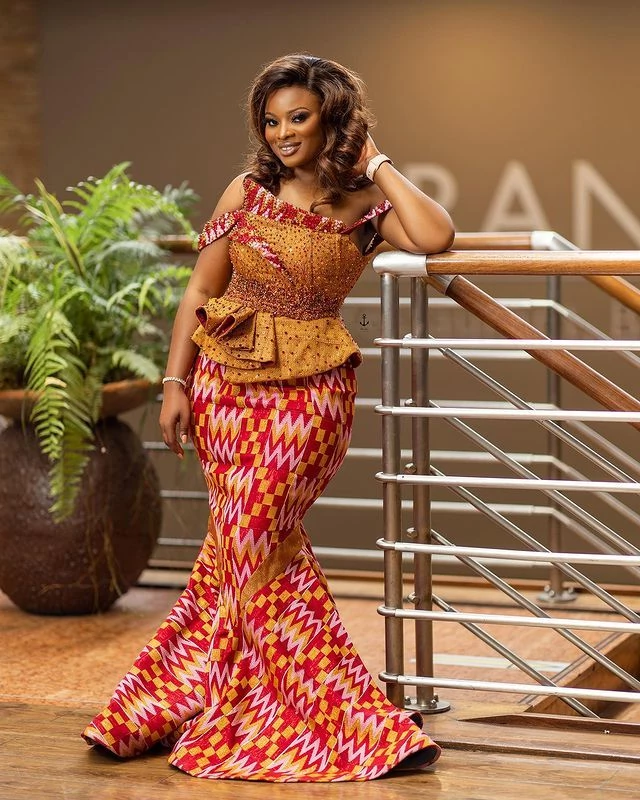 Ghana kente wedding dress, Kente cloth, Ghana Kaba Styles