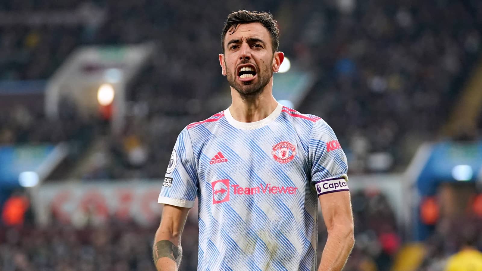 Bruno Fernandes Signs 4-years New Contract At Manchester United